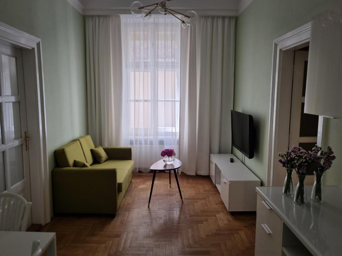 קרקוב St. Mark Apartment מראה חיצוני תמונה